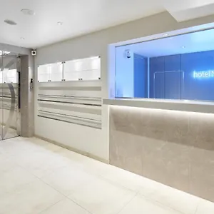 Shinjuku N.u.t.s ** Präfektur Tokio